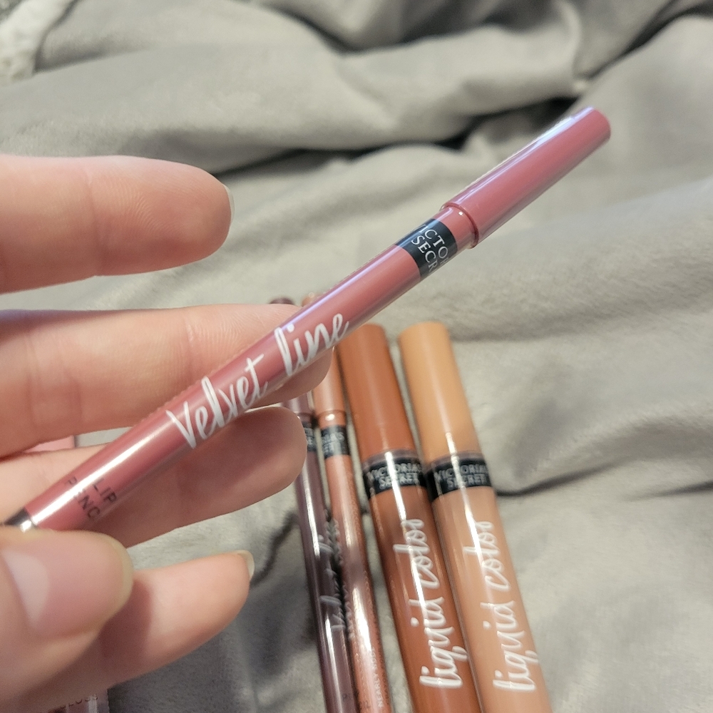 Victoria's Secret LIP Products BUNDLE, ALL SEALED!!! - Picture 8 of 16